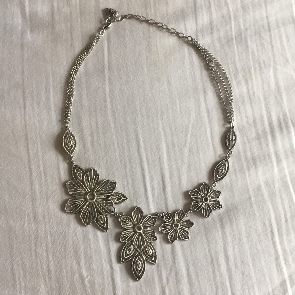 Silver floral necklace